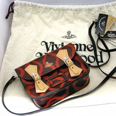 vivienne366