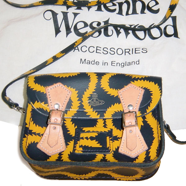 vivienne westwood タイニーサッチェル